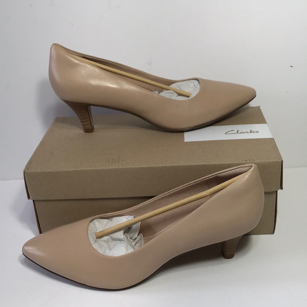 Clarks Linvale Jerica Collection Leather Pumps - image 6